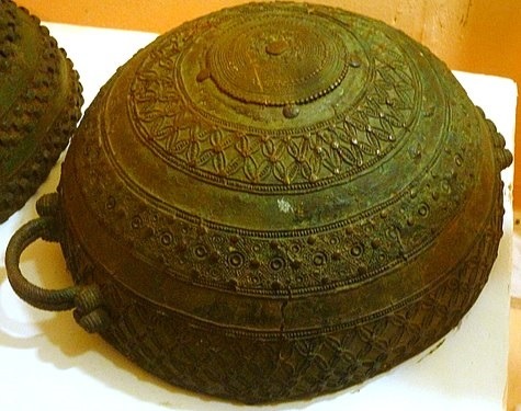 Bronze pot 9th century Igbo Ukwu Nigeria